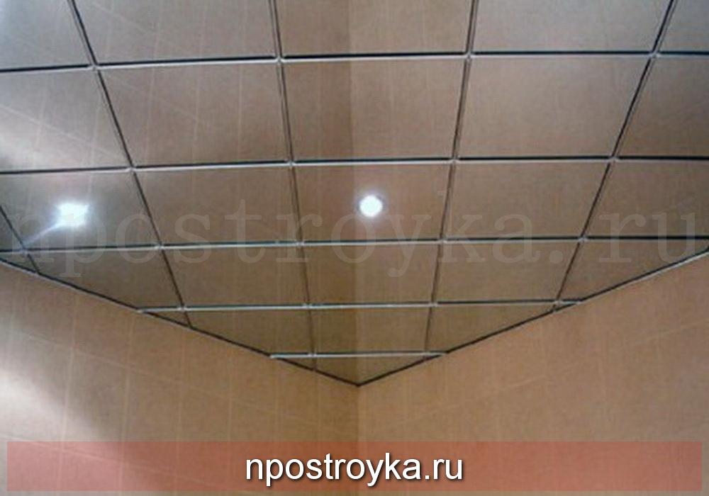 Зеркальный подвесной потолок